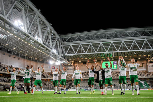 Hammarbys spelare jublar