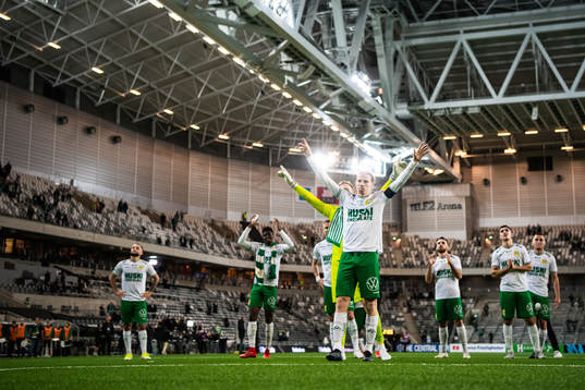 Hammarbys Gustav Ludwigson jublar