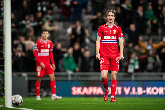 IFK Göteborgs August Erlingmark deppar