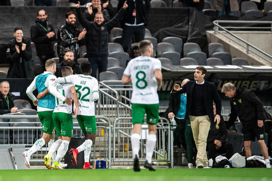 Hammarbys Vladimir Rodic jublar