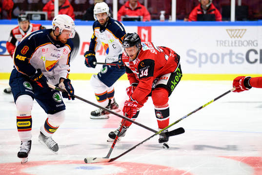 Djurgårdens Linus Arnesson och Malmö Redhawks Carl