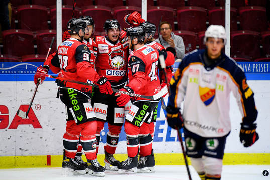 Malmö Redhawks Anton Olsson jublar