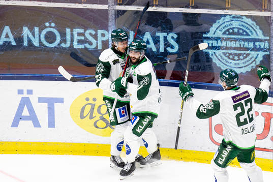 Färjestads Jesse Virtanen jublar