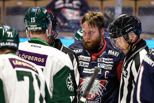 Färjestads Gustav Rydahl i slagsmål med Linköpings Jonas