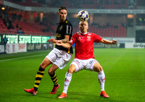 s Mikael Lustig och Kalmars Sebastian Ring