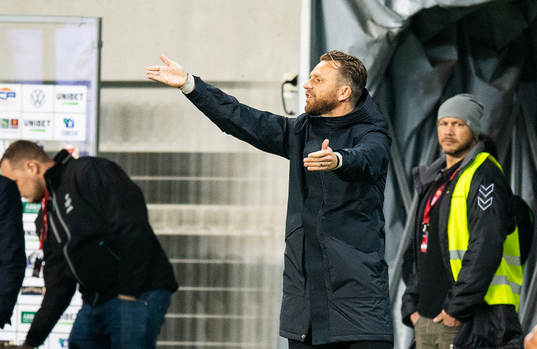 s tränare Bartosz Grzelak