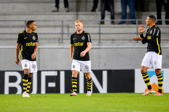 s Bilal Hussein, Sebastian Larsson och Nabil Bahoui deppar