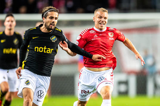s Zack Elbouzedi och Kalmars Sebastian Ring