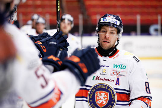 Växjös Robert Rosén jublar