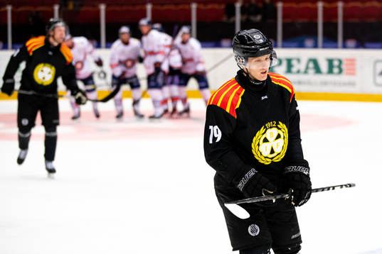 Brynäs Daniel Mannberg deppar