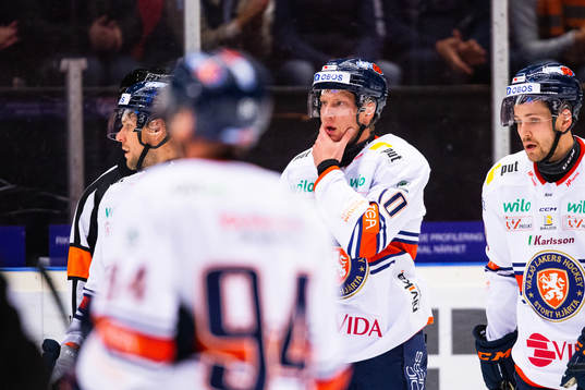 Växjös Richard Gynge har ont