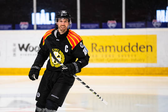 Brynäs Anton Rödin jublar