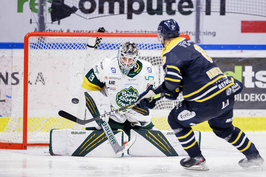 Södertäljes Alexander Anderberg oroar framför