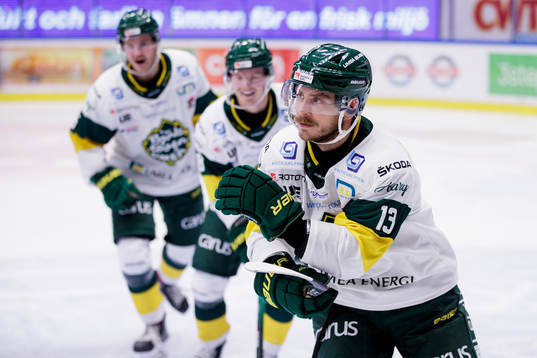 Björklövens Fredric Andersson jublar
