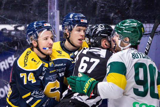Södertäljes Rasmus Kahilainen och Björklövens Alex