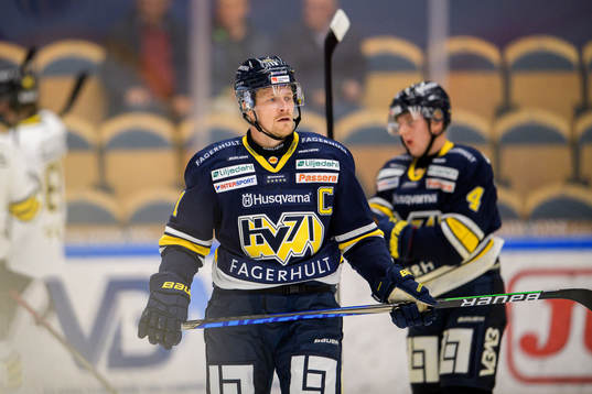 s Simon Önerud deppar