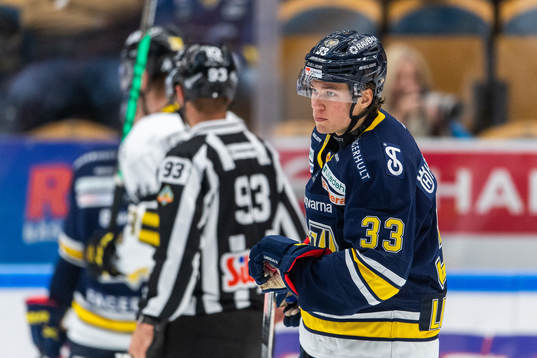 s Måns Lindbäck