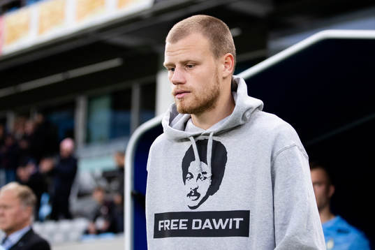 Örgrytes Elias Gustafson innan fotbollsmatchen i
