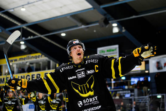 Västerås Jimmie Jansson jublar