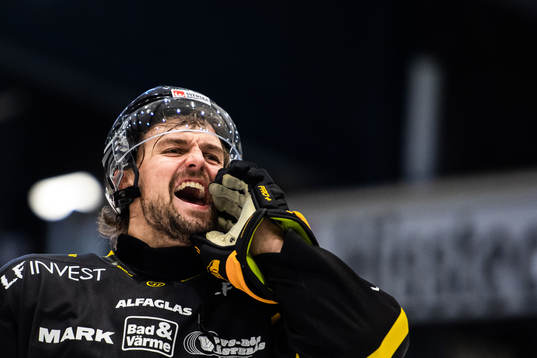 Bläddra bland fler bilder av Ishockey, Hockeyallsvenskan, Västerås - Tingsryd