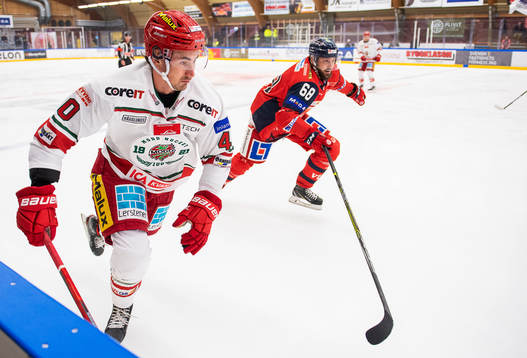 Modos David Bernhardt och Västerviks Joakim Hagelin