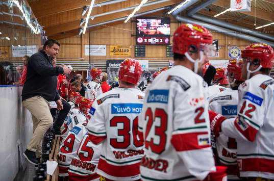 Modos tränare Mattias Karlin