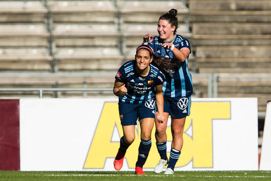 Djurgårdens Daniela Zamora jublar