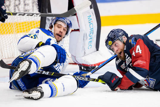 Leksands Max Veronneau och Linköpings Jonas Junland