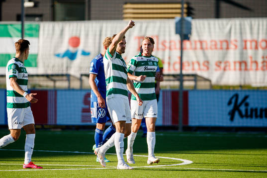 Västerås Erik Björndahl jublar