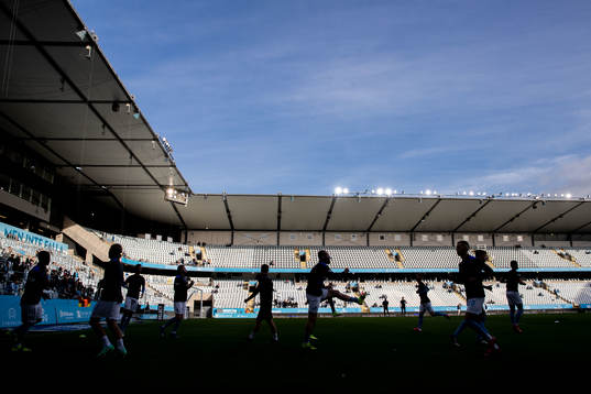 Malmö FFs spelare värmer upp
