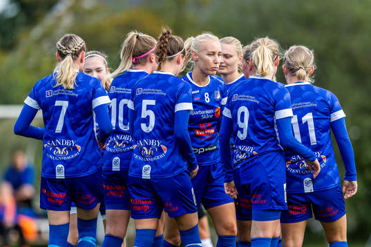 Södra Sandbys Louise Jonsson jublar