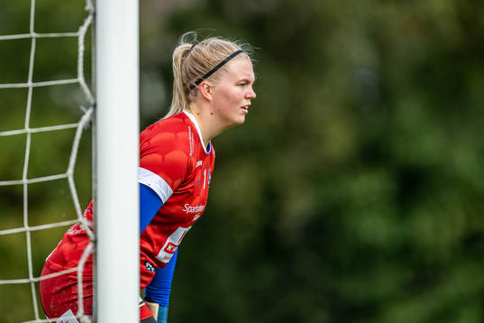 Södra Sandbys målvakt Hanna Amboldt