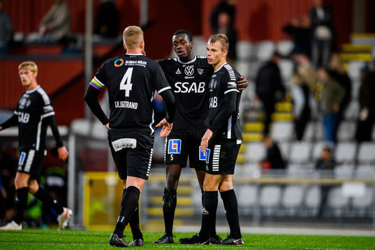Brages Adil Titi och Alexander Zetterström jublar