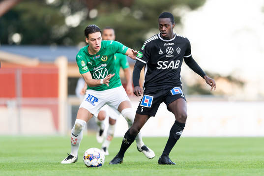 Jönköpings Adam Ben Lamin och Brages Adil Titi