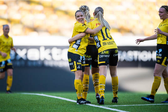 Elfsborgs Linda Westberg Carlsson jublar