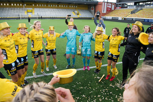 Elfsborgs spelare jublar