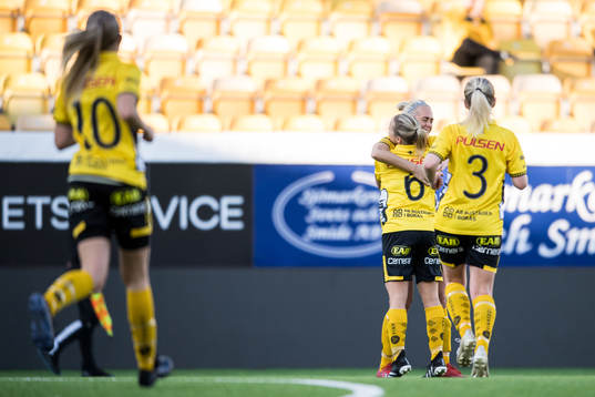 Elfsborgs Linda Westberg Carlsson kramas om av Ellen Larsson