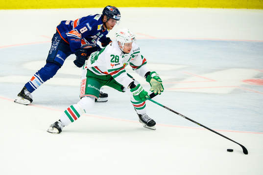 Växjös Ludvig Claesson och Rögles Anton Bengtsson