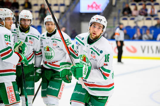 Rögles Lucas Ekeståhl-Jonsson jublar