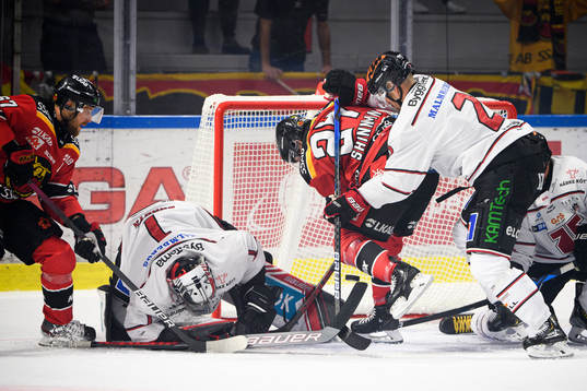 Örebros målvakt Jhonas Enroth och Luleås Brendan