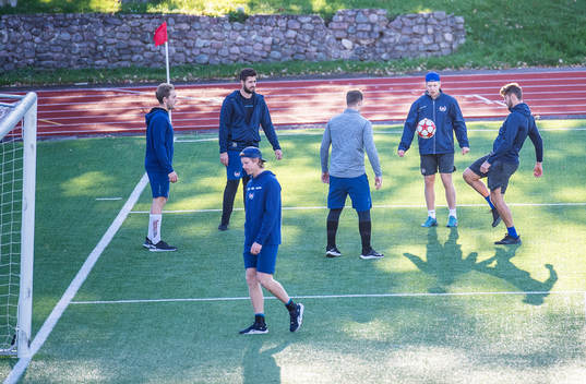 Oskarshamns målvakt Joe Cannata och Robin Norell samt