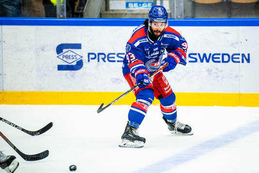 Oskarshamns Cameron Brace