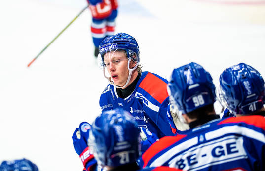 Oskarshamns Fredrik Olofsson jublar