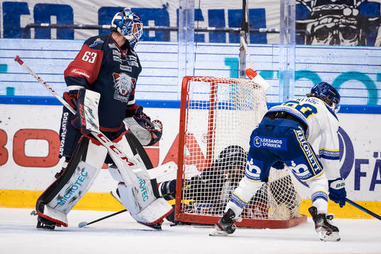 Linköpings målvakt Marcus Högberg och Linköpings Jonas