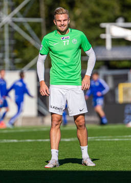 Västerås Erik Björndahl innan fotbollsmatchen i