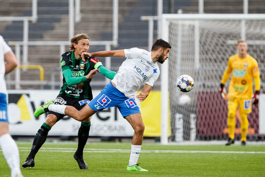 IFK Norrköpings Dino Salihovic och Varbergs Joakim Lindner