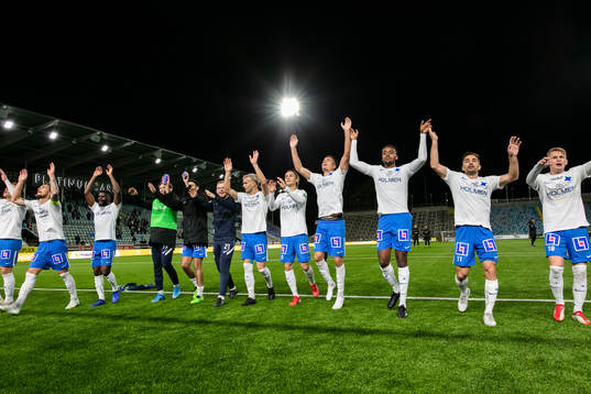 IFK Norrköping firar segern över Varberg med 2-1