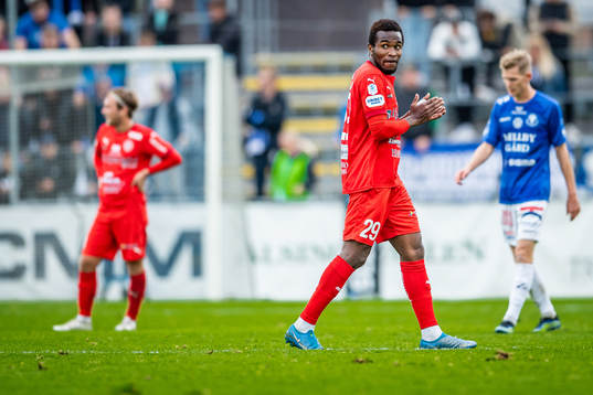 Värnamos Christian Moses tackar publiken