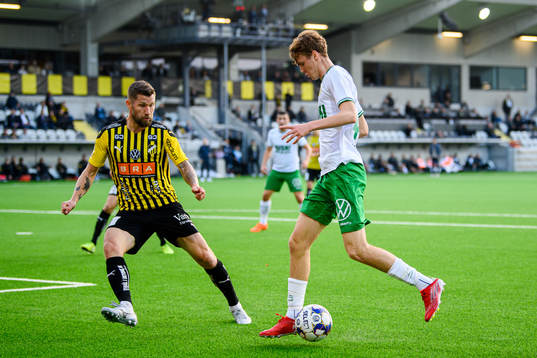 Häckens Joona Toivio och Hammarbys Williot Swedberg