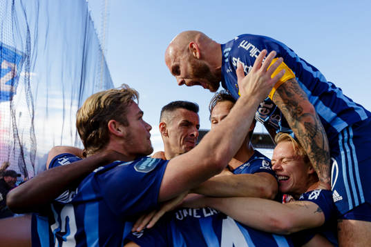 Djurgårdens spelare jublar